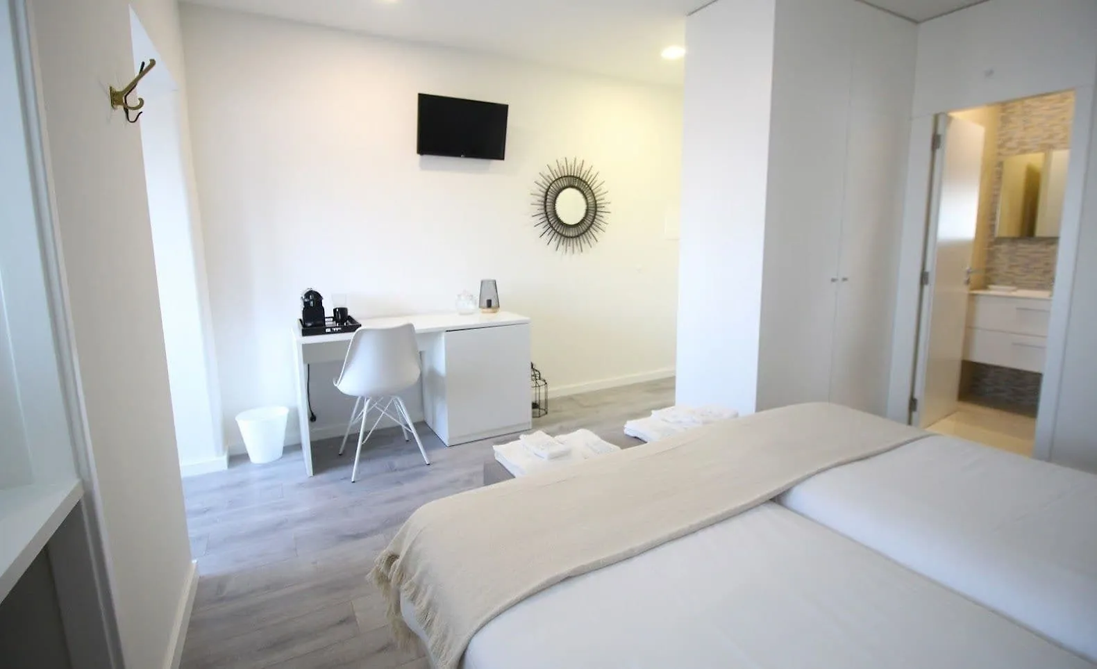 Jr Studios & Suites I Rius I Coimbra